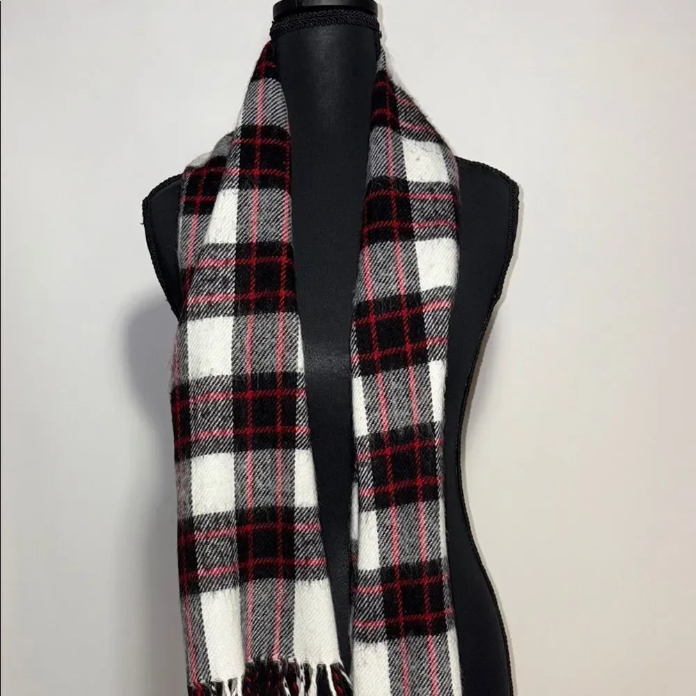 Plaid Black and White Scarf